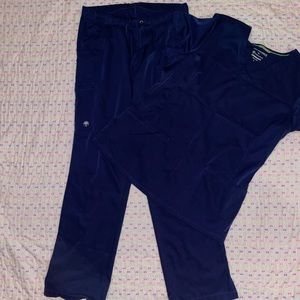 Healing hands scrub set. Medium bottoms/large top.